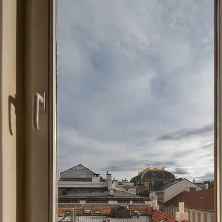 Apartman Spectacular Views Guaranteed With A/C!